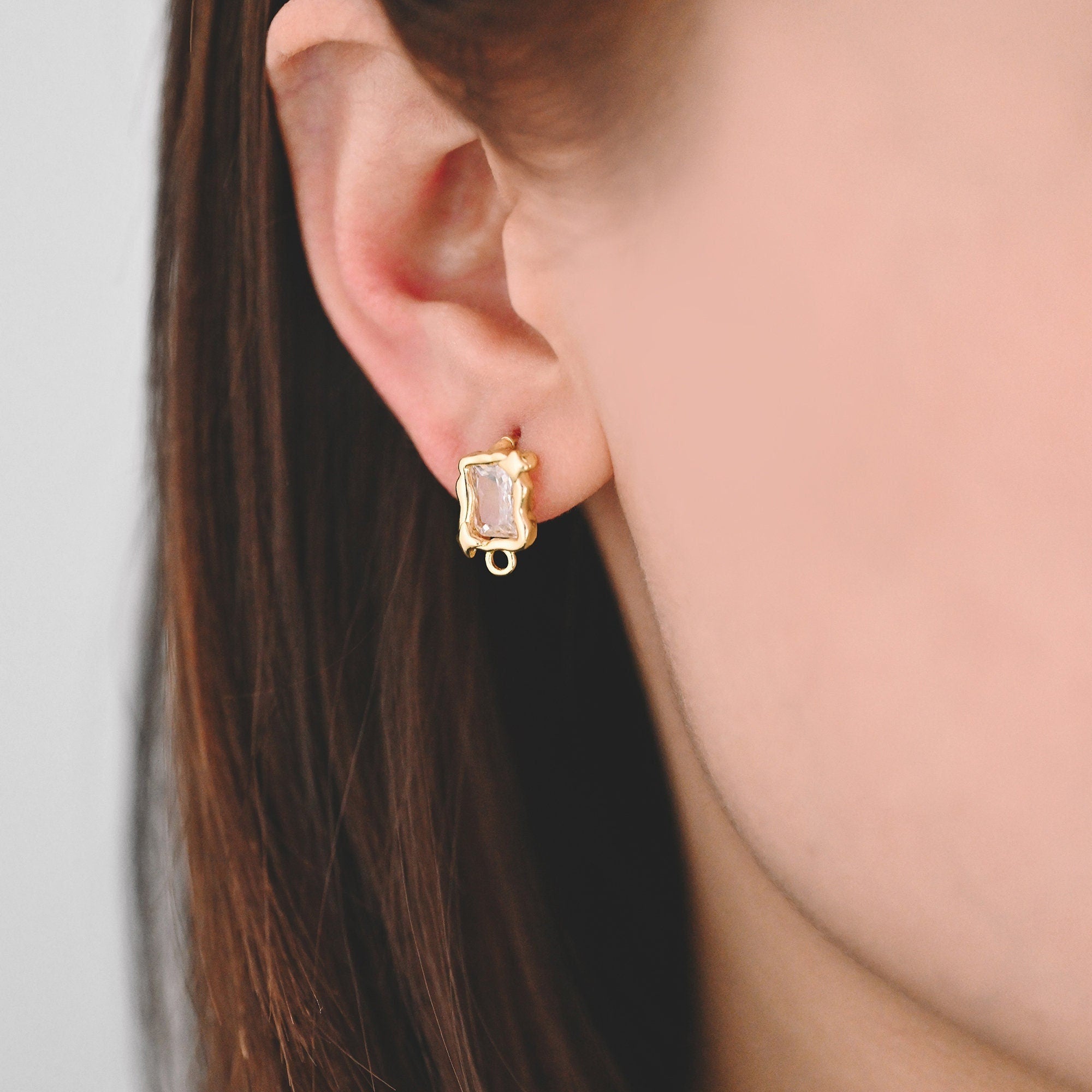 4pcs CZ Pave Rectangle Ear Posts: 18K Gold Plated Brass Stud Earrings (GB-3586)